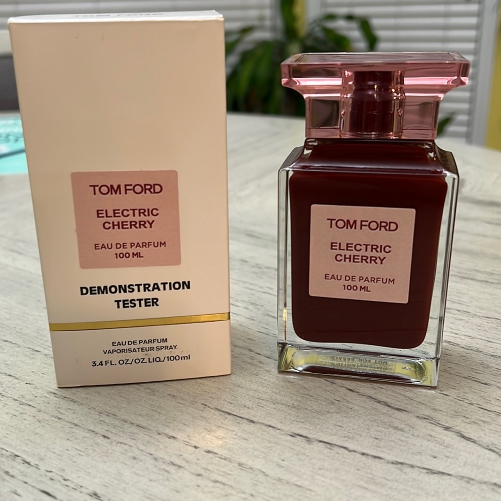 Tom Ford “Electric Cherry” 100 ml